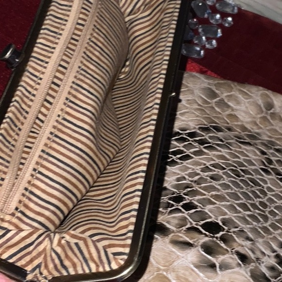 Crocodile Style Wallet - Picture 13 of 13